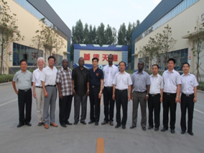 熱烈歡迎非洲諸國大使代表團(tuán)訪問天意機(jī)械！