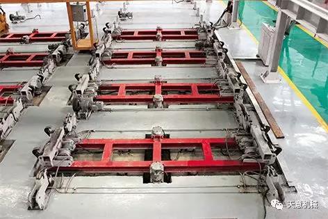 1565515394548684.jpg 振動臺.jpg